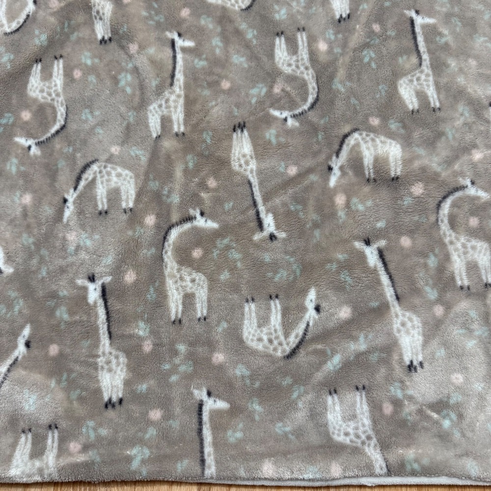 Queenwest Trading Giraffe Baby Blanket Soft Plush‎ Toddler Nursery Beige Floral - Picture 2 of 10